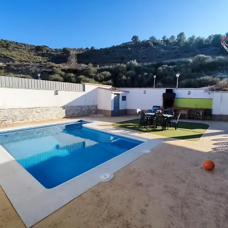 Campoamor Villa *